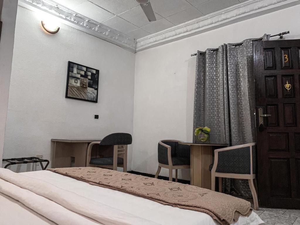 Hill View Hotel West Airport Accra Eksteriør bilde