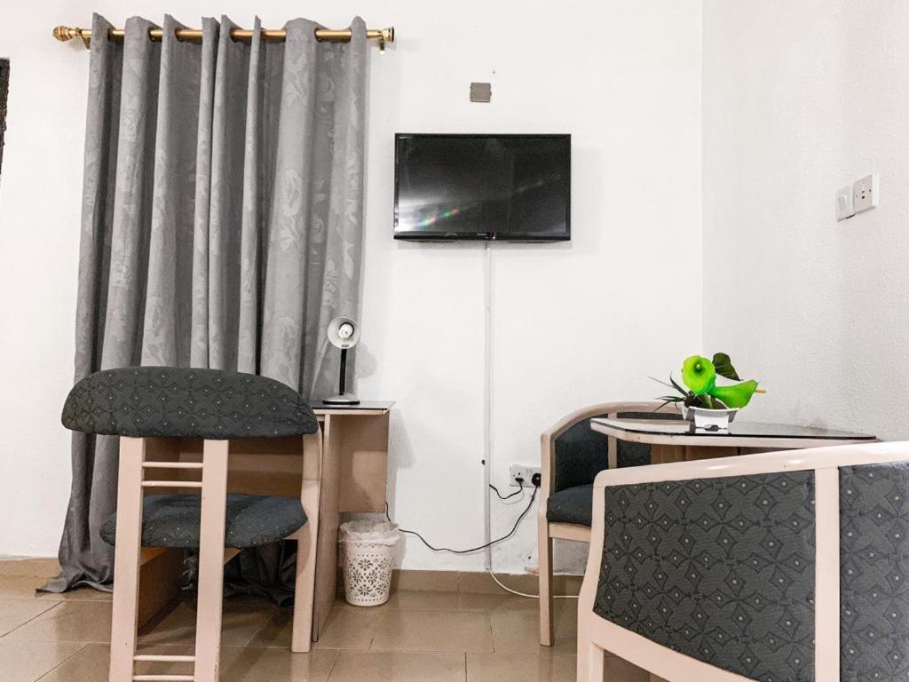 Hill View Hotel West Airport Accra Eksteriør bilde