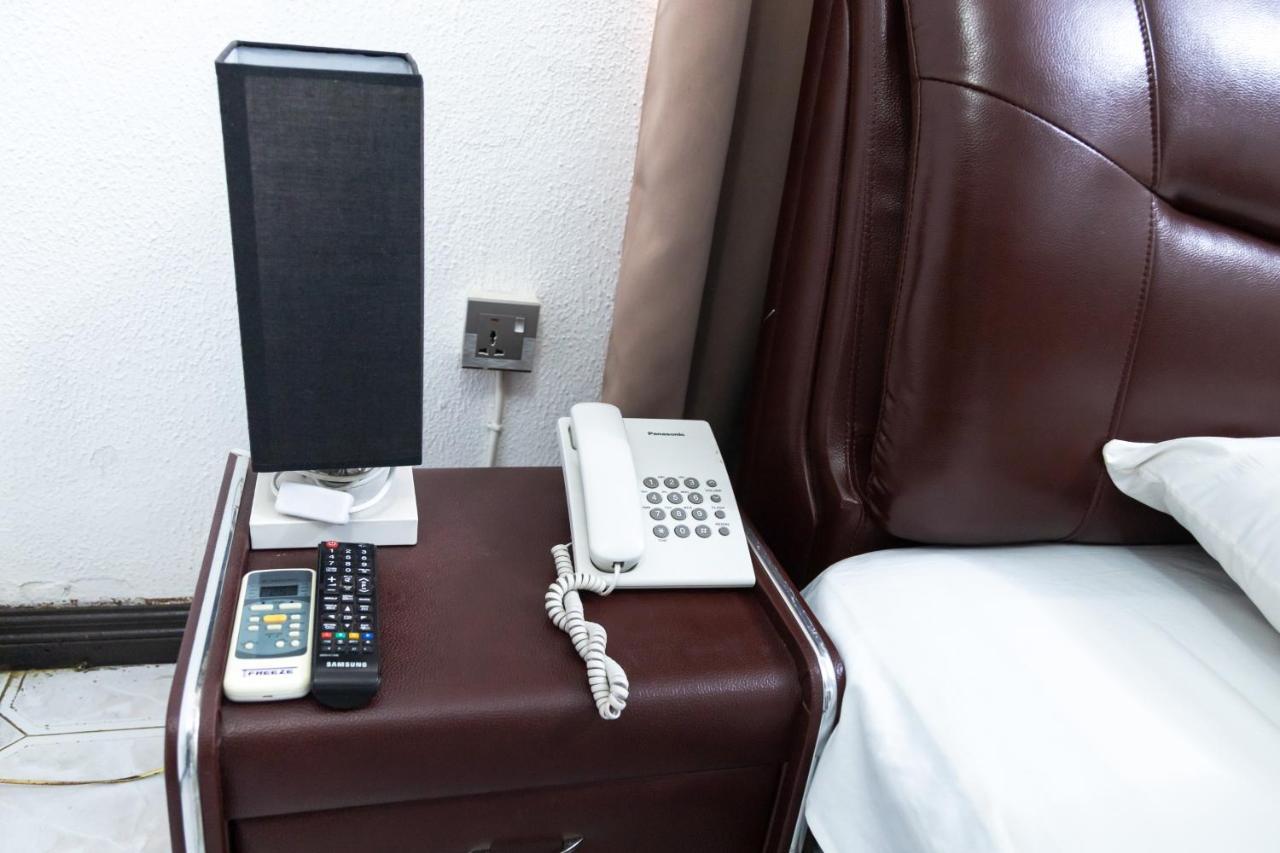 Hill View Hotel West Airport Accra Eksteriør bilde