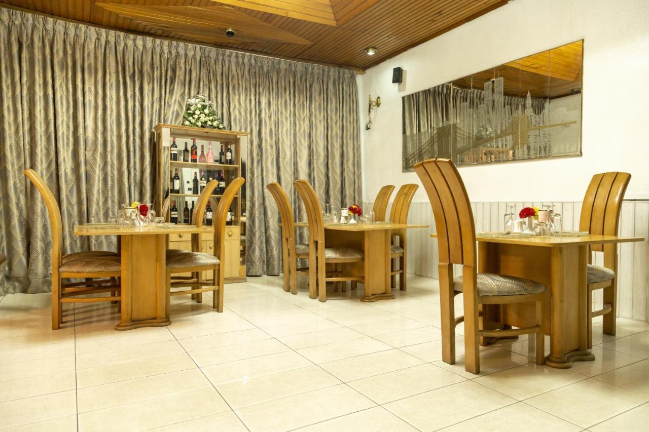 Hill View Hotel West Airport Accra Eksteriør bilde