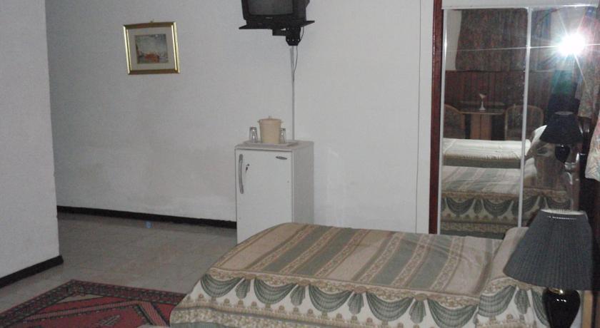 Hill View Hotel West Airport Accra Rom bilde
